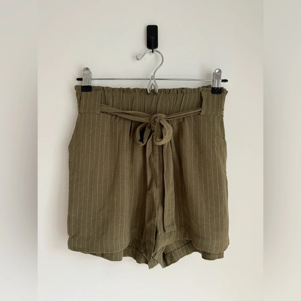 NEW HEM & THREAD Small Green Stripe‎ Linen Blend Shorts Elastic High Waist